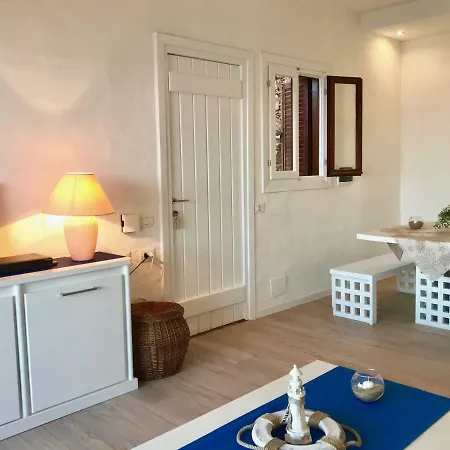 Casa Blue Villaggio Est Apartment