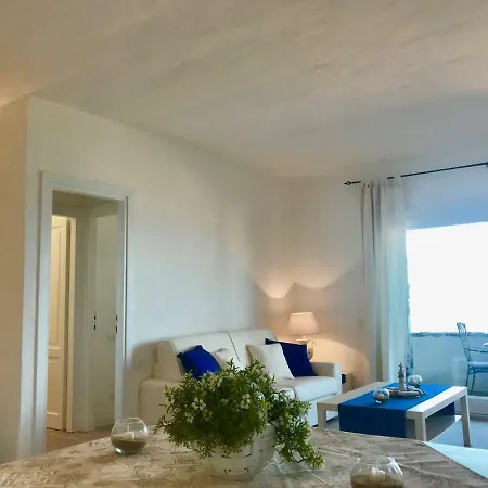 Casa Blue Villaggio Est Apartment