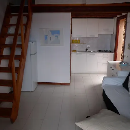 Villaggio Est Отель *