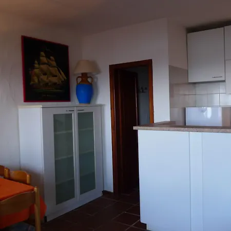 Villaggio Est Отель *