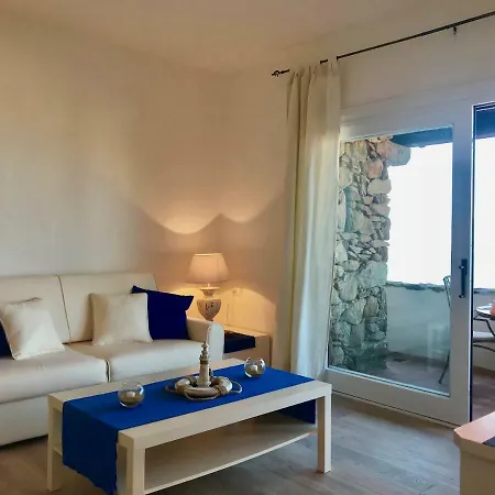 Otel Villaggio Est Capo Coda Cavallo