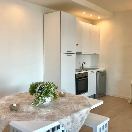 Casa Blue Villaggio Est